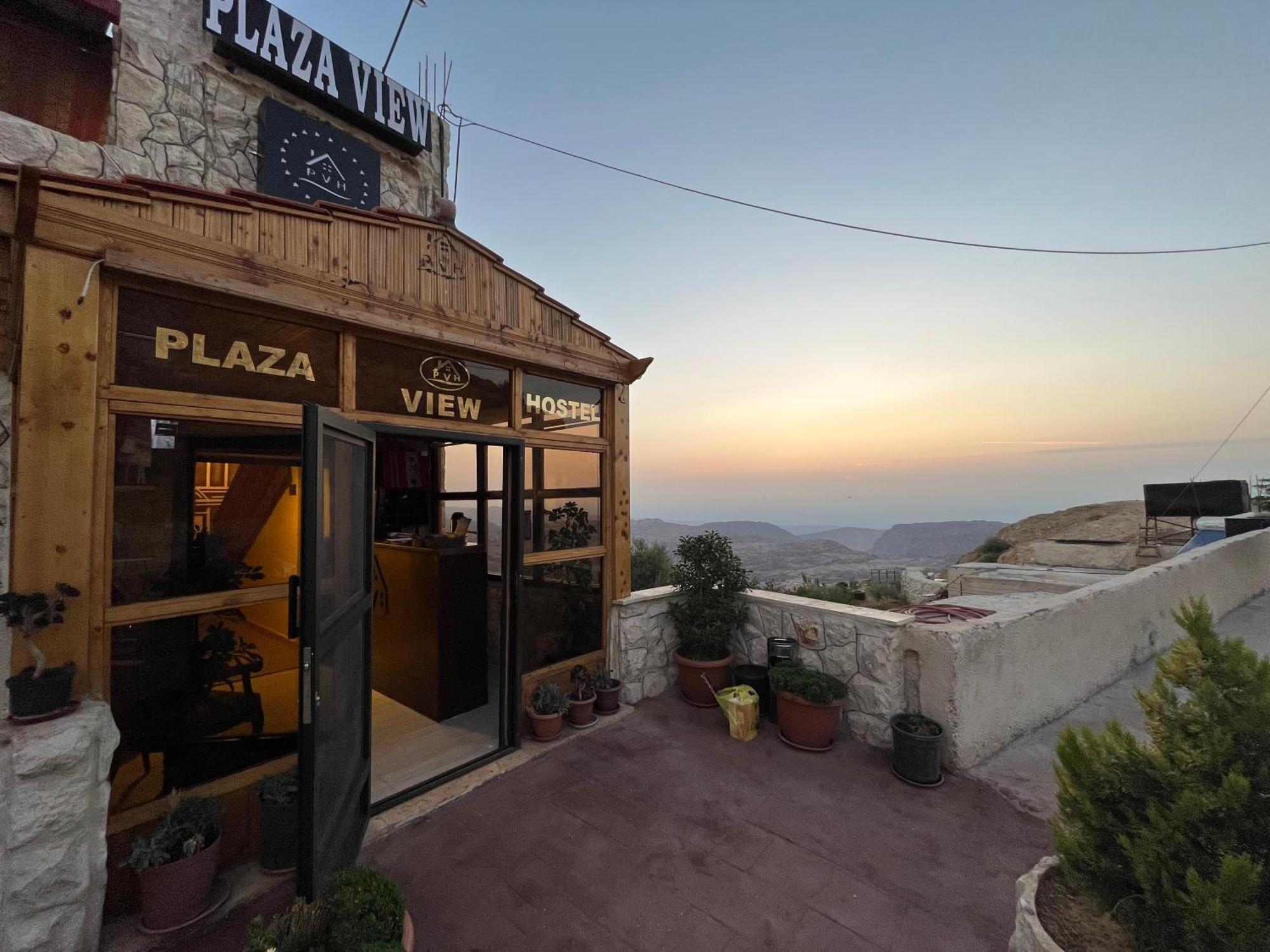 Plaza View Hostel Aţ Ţayyibah Екстериор снимка